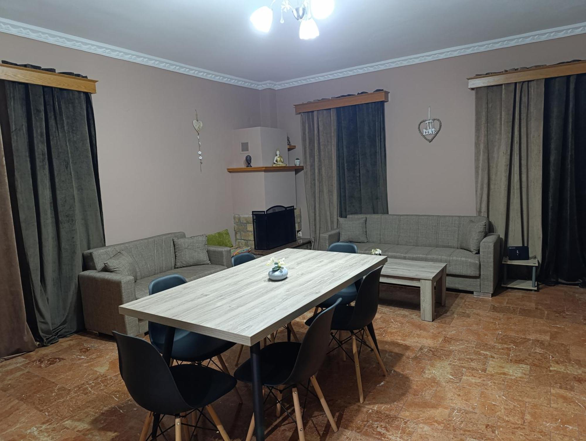 Savvas&katia's Luxury House Case de vacanță Mantouki